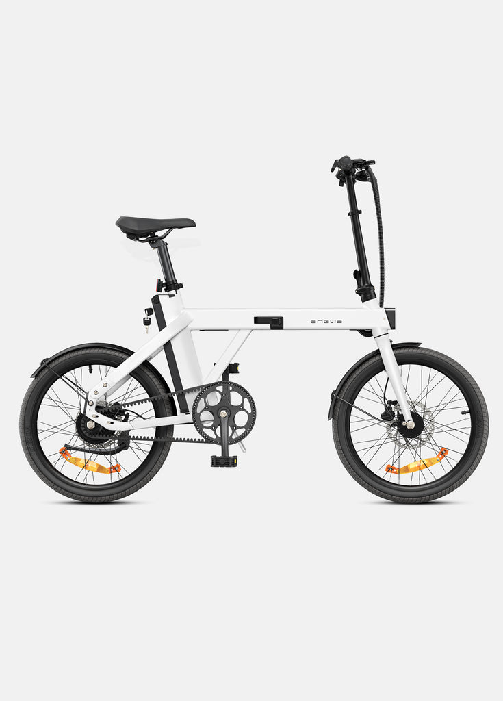 a white engwe p20 commuter e bike